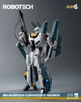 Threezero Robotech ROBO-DOU VF‐1S Super Veritech (Rick Hunter) Action Figure