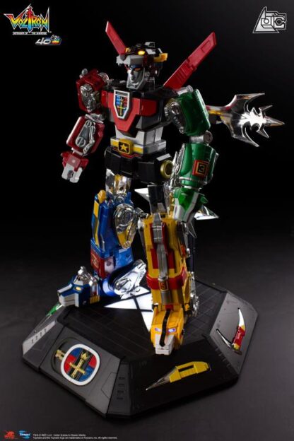 Toynami Voltron 40th Anniversary Voltron Collectors Set